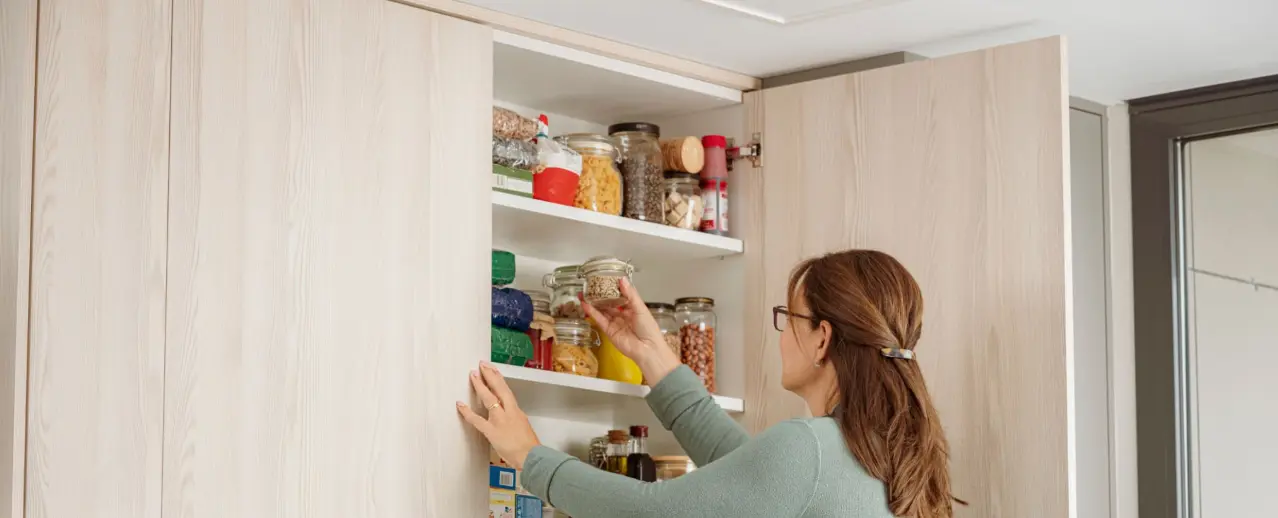 Verdeckte Scharniere für moderne Küchen